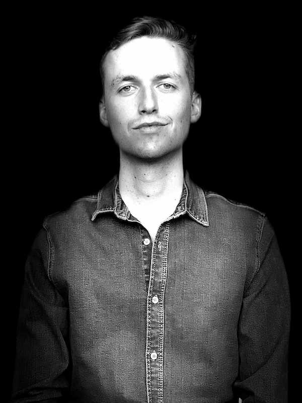 Rens in black and white